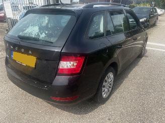 Skoda Fabia 1.0 picture 3