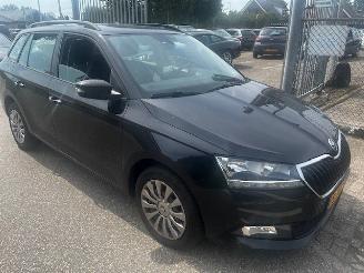 Skoda Fabia 1.0 picture 2