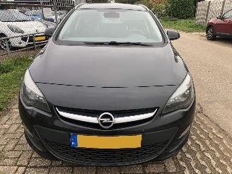 Schadeauto Opel Astra Astra Sports Tourer 1.6 CDTi Business 2014/11