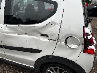 Suzuki Alto  picture 9