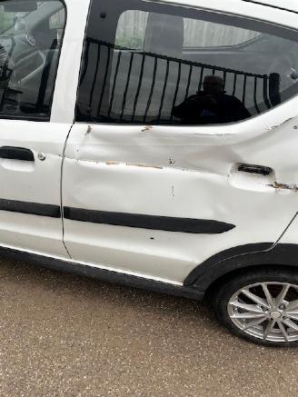 Suzuki Alto  picture 5