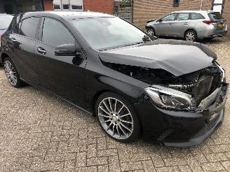 Vaurioauto  passenger cars Mercedes A-klasse A 220 d motorsport edition 2016/12