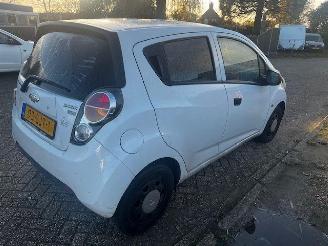 Chevrolet Spark bi fuel picture 3