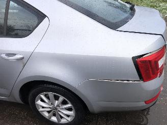 Skoda Octavia Octavia 1.6 TDI Ambition Businessline picture 4