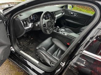 Volvo V-60 2.0 d3 momentum picture 8