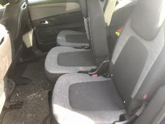 Citroën C4-picasso Grand C4 Picasso 1.2 PureTech 7 persoons picture 22