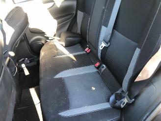 Nissan Qashqai 1.2 picture 7