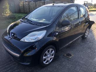  Peugeot 107 107 1.0-12V XR 2011/9