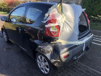 Peugeot 107 107 1.0-12V XR picture 6