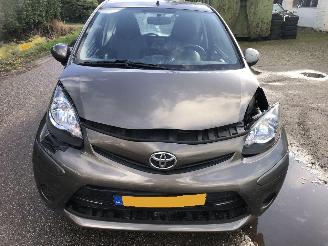 Damaged car Toyota Aygo AYGO 1.0 VVT-I ASPIRATION 2014/11