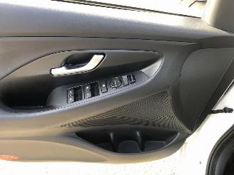 Hyundai I-30 i30 Wagon 1.0 T-GDi MHEV Comfort Smart picture 13