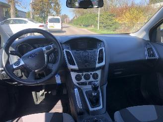 Ford Focus 1.0 ecoboost titanium picture 15