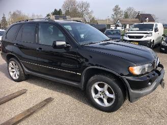 Damaged car BMW X5 3.0 i executive 2001/6