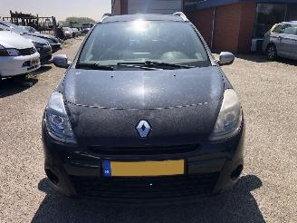 Schadeauto Renault Clio Clio Estate 1.5 dCi Night & Day1094 2012/6
