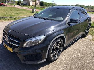 Unfallwagen Mercedes A-klasse GLA-klasse 250 Ambition 2014/8