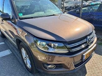 Unfallwagen Volkswagen Tiguan 1.4 2012/2
