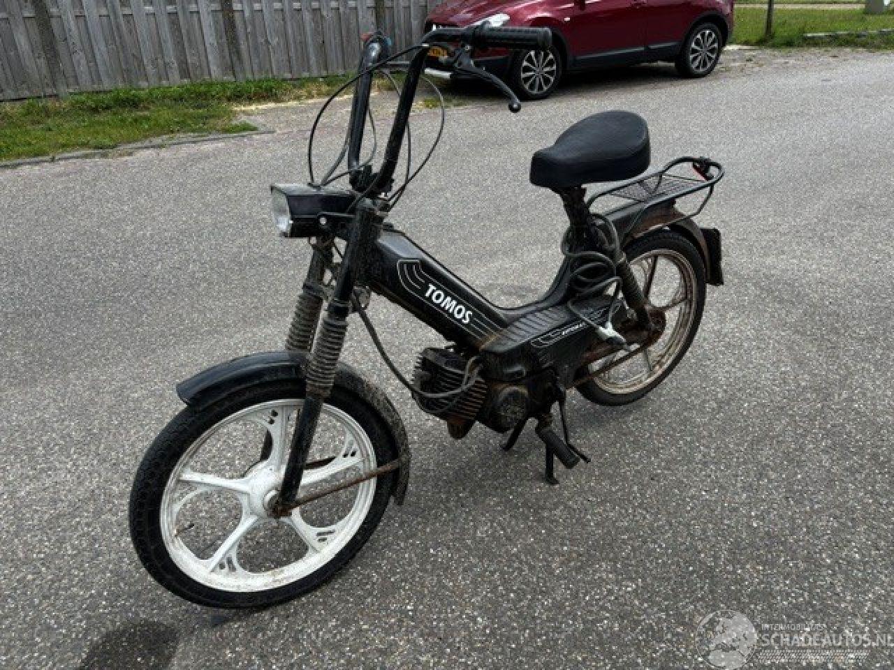 Tomos  quaro plus