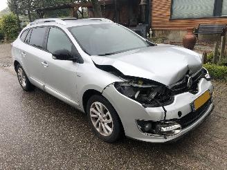 Schadeauto Renault Mégane Mégane Estate 1.2 TCe Limited 2015/3