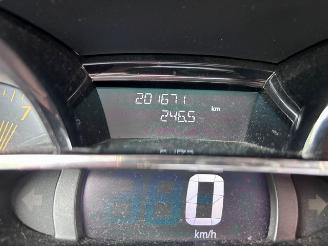 Renault Clio 1.2 collection picture 6