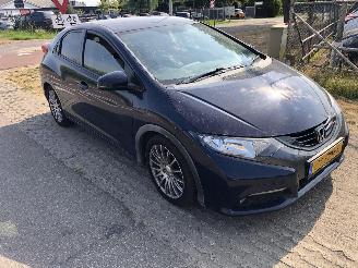 Vaurioauto  passenger cars Honda Civic CIVIC 1.6 D COMFORT EDITION 2013/3