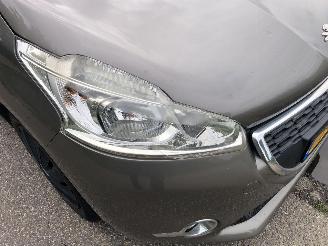 Peugeot 208 208 1.2 VTi Access picture 8