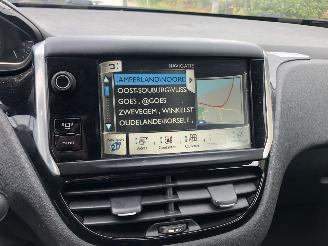 Peugeot 208 208 1.2 VTi Access picture 13