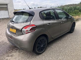 Peugeot 208 208 1.2 VTi Access picture 6