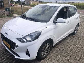 Unfallwagen Hyundai I-10 i10 1.0 Comfort 2020/6