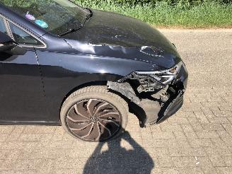 Volkswagen Golf Golf 1.0 TSI Life picture 9