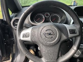 Opel Corsa 1.2 16 v berlin picture 14