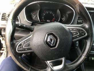Renault Mégane megane estate 1.2 tce signature exclusive picture 9