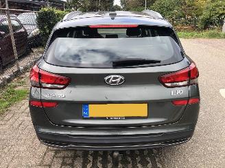 Hyundai I-30 Hyundai i30 Wagon 1.0 gdi mhev comfort smart picture 4