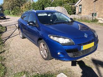Schadeauto Renault Mégane Mégane Estate 1.6 Parisienne 2011/4