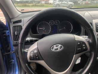 Hyundai I-30 i30 2.0i i-Catcher picture 11