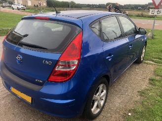 Hyundai I-30 i30 2.0i i-Catcher picture 6
