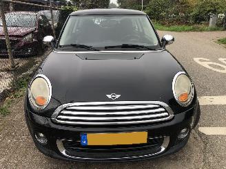 Vaurioauto  passenger cars Mini One MINI 3-Deurs 1.6 One MINIMALIST 2013/10
