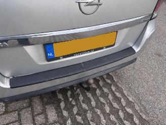 Opel Zafira 2.2 cosmo picture 6