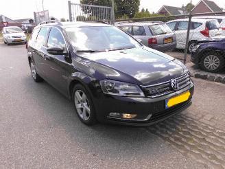 Volkswagen Passat passat 1.6 tdi high-line 77kw picture 2