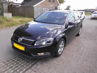 Avarii autoturisme Volkswagen Passat passat 1.6 tdi high-line 77kw 2014/5