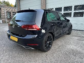 Volkswagen Golf 1.5 TSI Highline Automaat Cruise Navi Clima picture 4