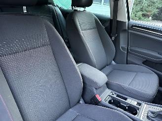 Volkswagen Golf 1.5 TSI Highline Automaat Cruise Navi Clima picture 6