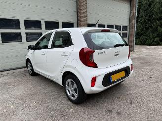 Kia Picanto 1.0 DPi Comfortline Airco Cruise picture 3