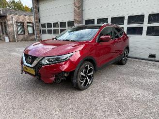Nissan Qashqai 1.2 Tekna Pano Navi Clima NAP picture 2