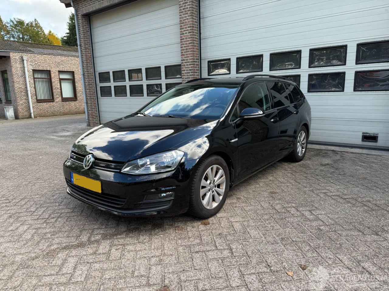 Volkswagen Golf 1.0 TSI Cruise Navi Clima NAP