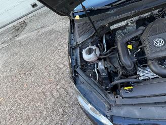 Volkswagen Golf 1.0 TSI Cruise Navi Clima NAP picture 12
