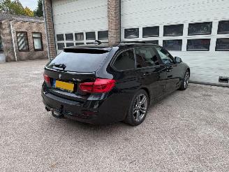 BMW 3-serie 320i High Executive Automaat Pano picture 3