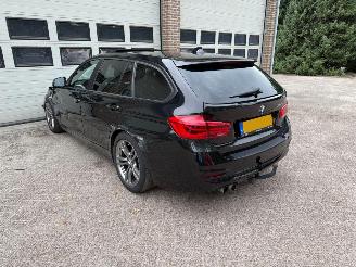 BMW 3-serie 320i High Executive Automaat Pano picture 4