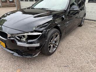BMW 3-serie 320i High Executive Automaat Pano picture 15