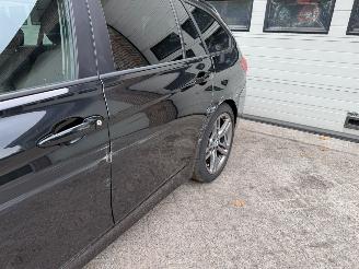 BMW 3-serie 320i High Executive Automaat Pano picture 19