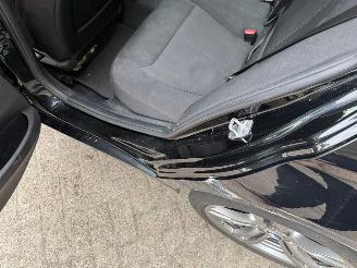 BMW 3-serie 320i High Executive Automaat Pano picture 21